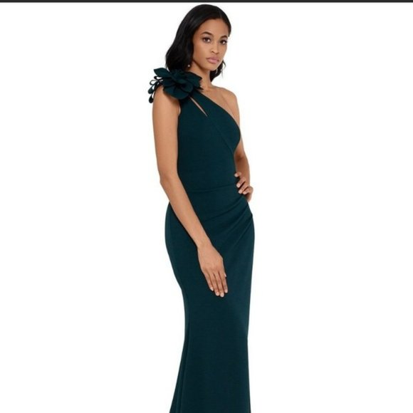 XSCAPE Petite One-Shoulder Floral-Det Green 12P - Picture 5 of 6